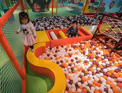 Indonesia Themed Indoor Playground Equipment